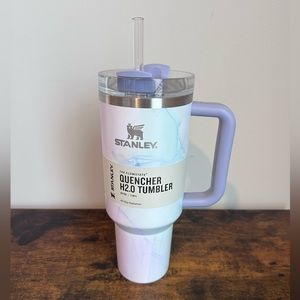 NWT STANLEY Quencher H2.0 Tumbler in Watercolor Dusk